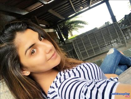 Rachel white latest hot stills 