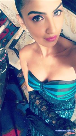 Rachel white latest hot stills 