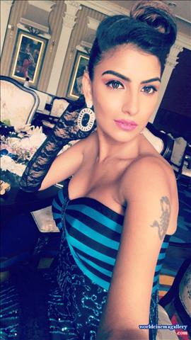 Rachel white latest hot stills 