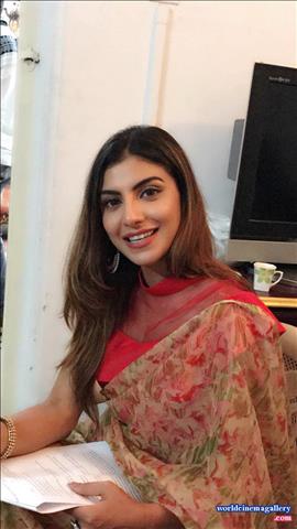 Rachel white latest hot stills 