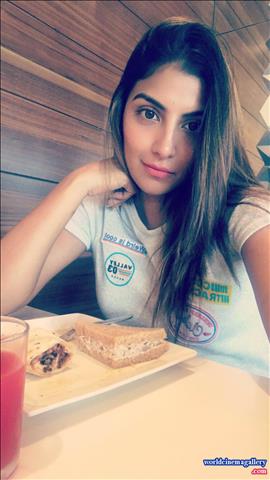 Rachel white latest hot stills 