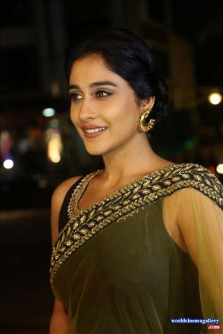 Regina Cassandra At Vivaha bhojanambu Launch