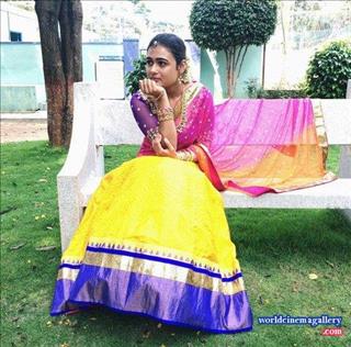 Shalini Pandey Cute latest stills 