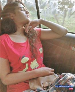 Shalini Pandey Cute latest stills 