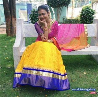 Shalini Pandey Cute latest stills 