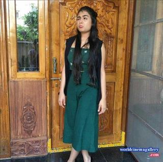 Shalini Pandey Cute latest stills 