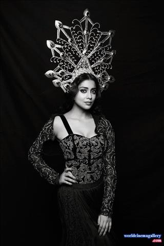 Shriya Saran Latest Stills