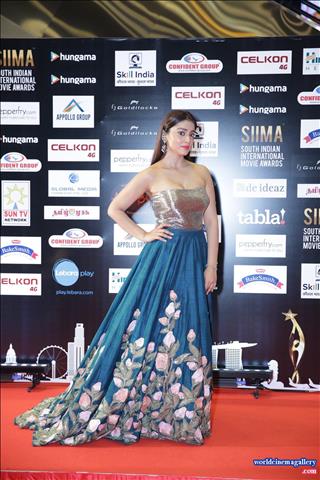 Shriya Saran Latest Stills