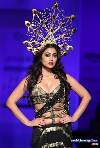 Shriya Saran Latest Stills