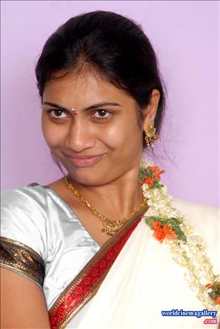 Siri Sri maa voollo osari em jarigindante movie stills