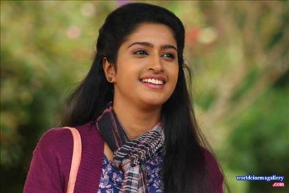 Tanya ravichandran latest stills