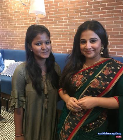 Vidya balan in Tumhari Sulu movie Pre show for celebrities