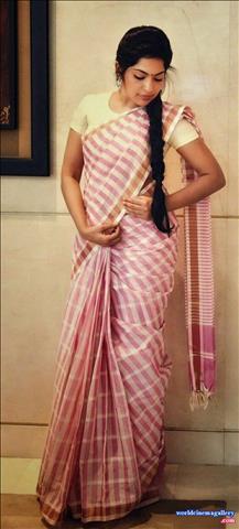 Vijay TV anchor VJ Ramya Subramanian Cute latest saree stills 