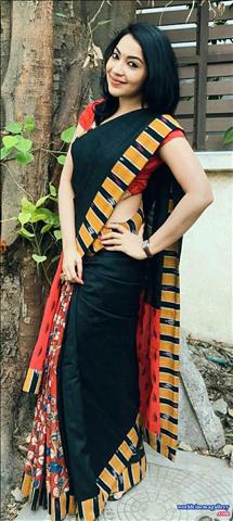 Vijay TV anchor VJ Ramya Subramanian Cute latest saree stills 