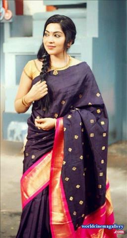 Vijay TV anchor VJ Ramya Subramanian Cute latest saree stills 