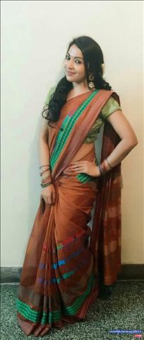 Vijay TV anchor VJ Ramya Subramanian Cute latest saree stills 