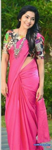 Vijay TV anchor VJ Ramya Subramanian Cute latest saree stills 