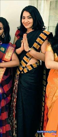 Vijay TV anchor VJ Ramya Subramanian Cute latest saree stills 