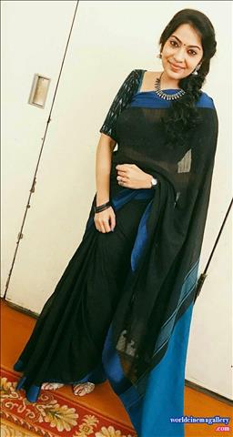 Vijay TV anchor VJ Ramya Subramanian Cute latest saree stills 