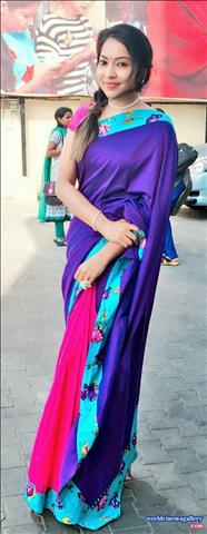 Vijay TV anchor VJ Ramya Subramanian Cute latest saree stills 