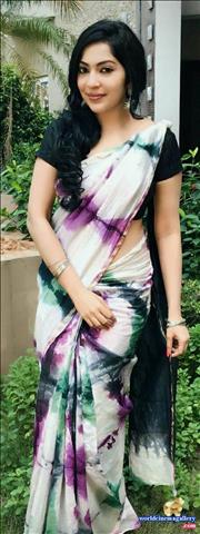 Vijay TV anchor VJ Ramya Subramanian Cute latest saree stills 