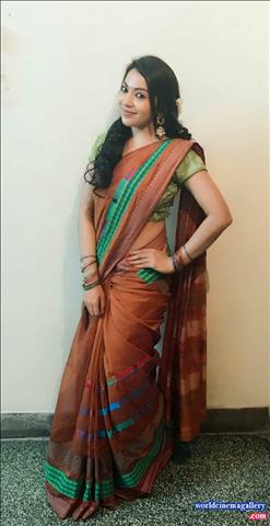 Vijay TV anchor VJ Ramya Subramanian Cute latest saree stills 