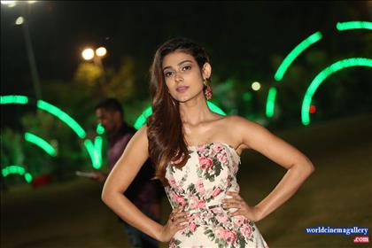 Aakanksha Singh latest Hot Stills