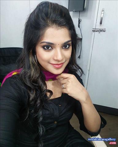 Aathmikaa stills in meesaya murukku movie