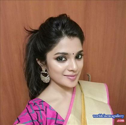 Aathmikaa stills in meesaya murukku movie