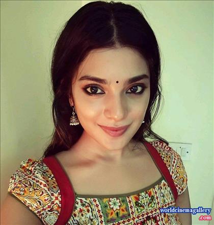 Aathmikaa stills in meesaya murukku movie