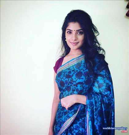 Aathmikaa stills in meesaya murukku movie