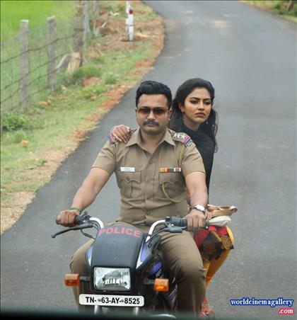 Amala paul stills at Thiruttu Payale 2 Dongodochadu movie