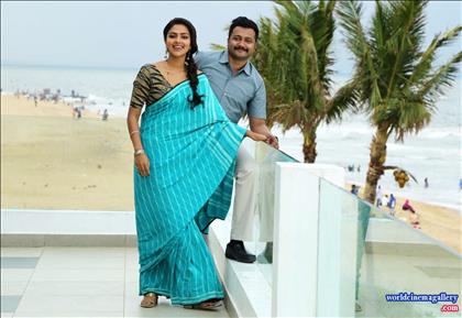 Amala paul stills at Thiruttu Payale 2 Dongodochadu movie