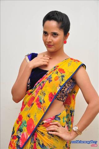 Anasuya Hot saree Stills - World Cinema Gallery