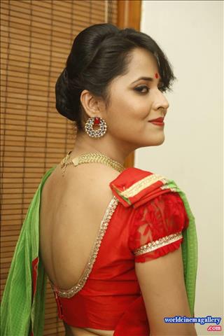 Anasuya Hot saree Stills - World Cinema Gallery