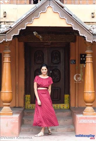 Anasuya latest Photoshoot Stills - World Cinema Gallery