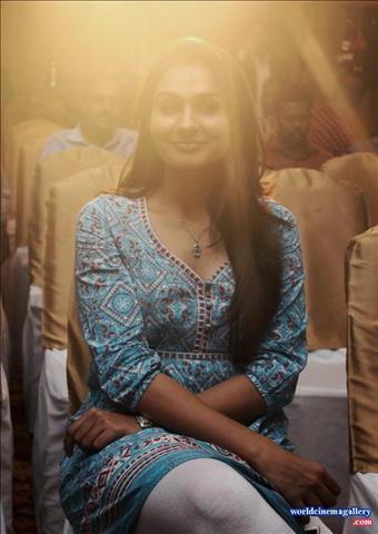 andrea jeremiah Kashmir Flood Fund Raising Event In Chennai