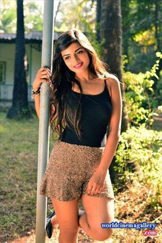 Ashna Zaveri photo stills in BrammaDotCom movie