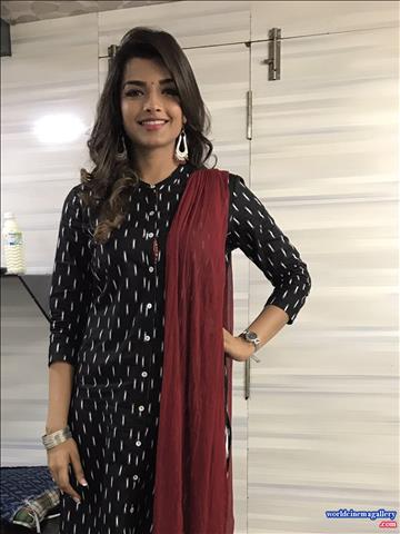 Ashna Zaveri photo stills in BrammaDotCom movie