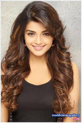 Ashna Zaveri photo stills in BrammaDotCom movie