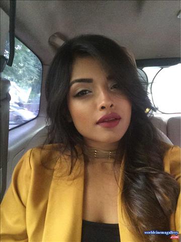 Ashna Zaveri photo stills in BrammaDotCom movie