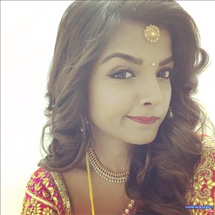 Ashna Zaveri photo stills in BrammaDotCom movie