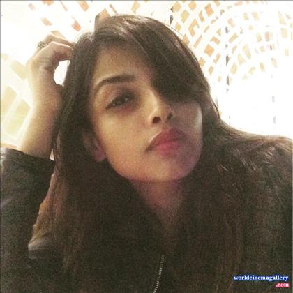 Ashna Zaveri photo stills in BrammaDotCom movie