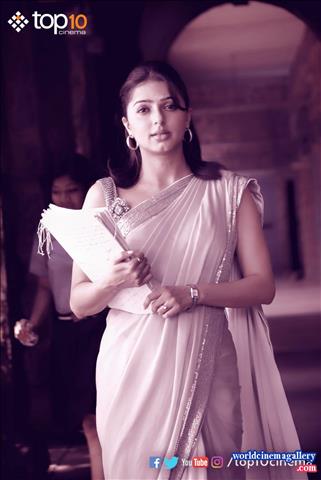 Bhoomika Stills in Kalavaadiya Pozhuthugal