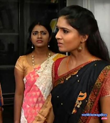Deivamahal Serial Actress