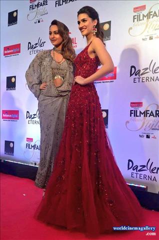Glamour And Style Awards of Reliance Digital and Filmfare 