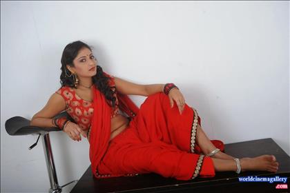 Hari priya Hot  Spicy Red Saree Stills - World Cinema Gallery