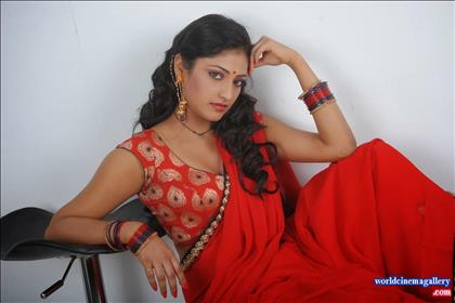 Hari priya Hot  Spicy Red Saree Stills - World Cinema Gallery