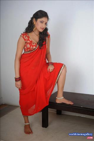 Hari priya Hot  Spicy Red Saree Stills - World Cinema Gallery