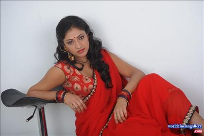 Hari priya Hot  Spicy Red Saree Stills - World Cinema Gallery